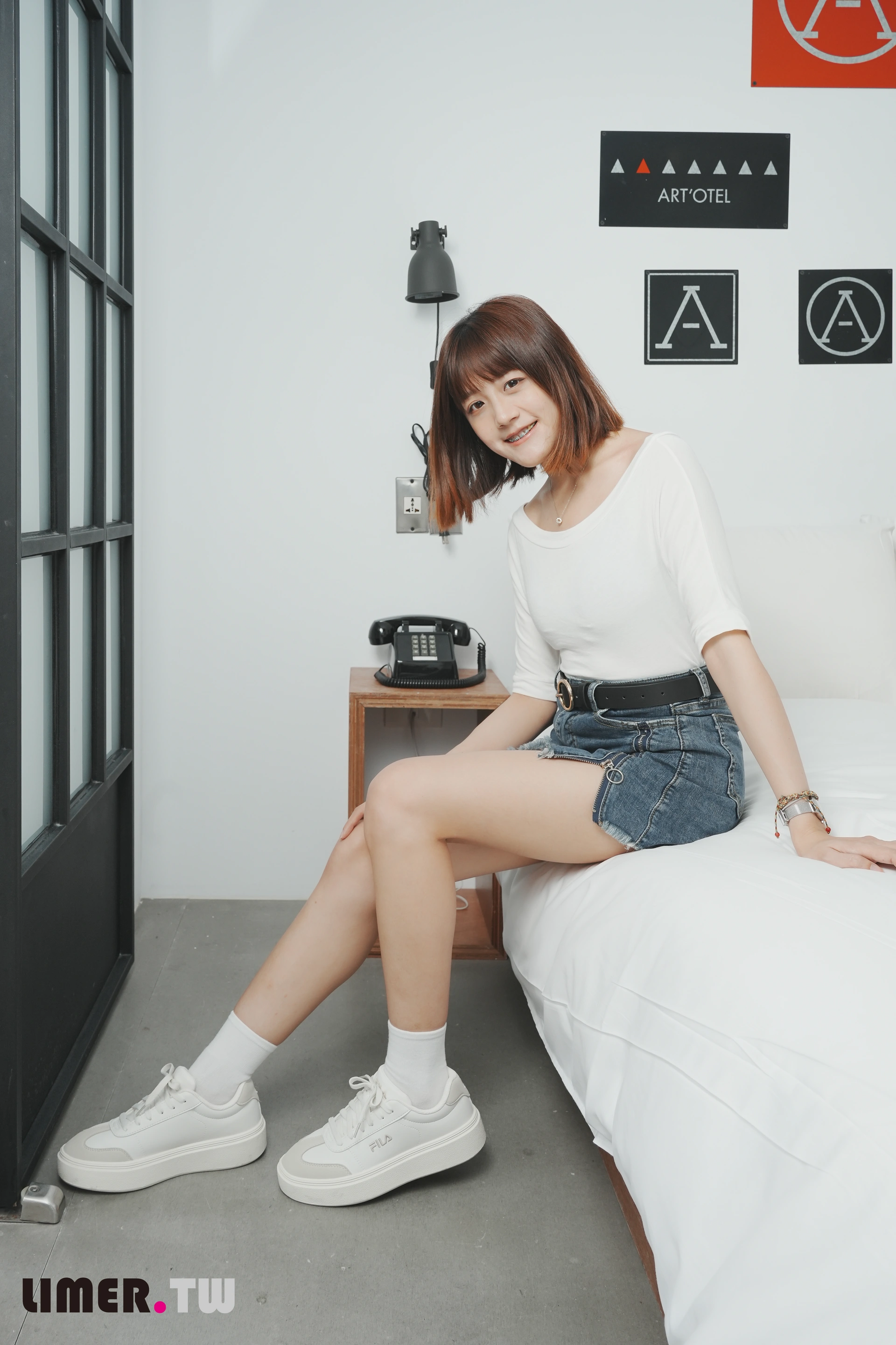 [Limerence] NO.042 Betty 微笑女孩极致裸足 1